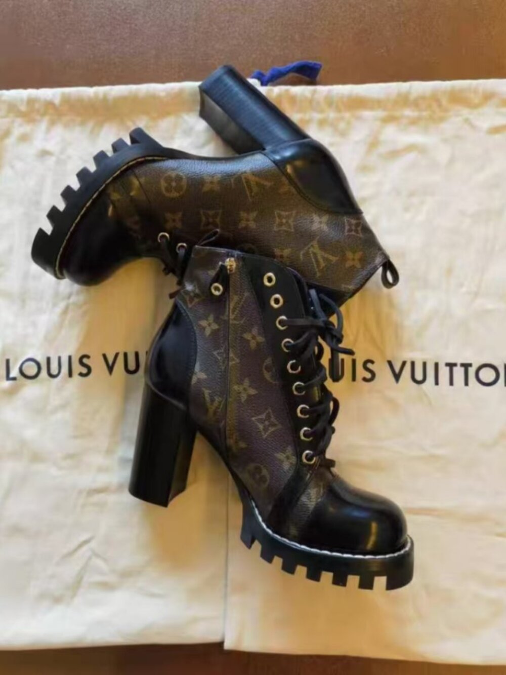 Louis Vuitton Chunky Heel Lace Up Ankle Boots